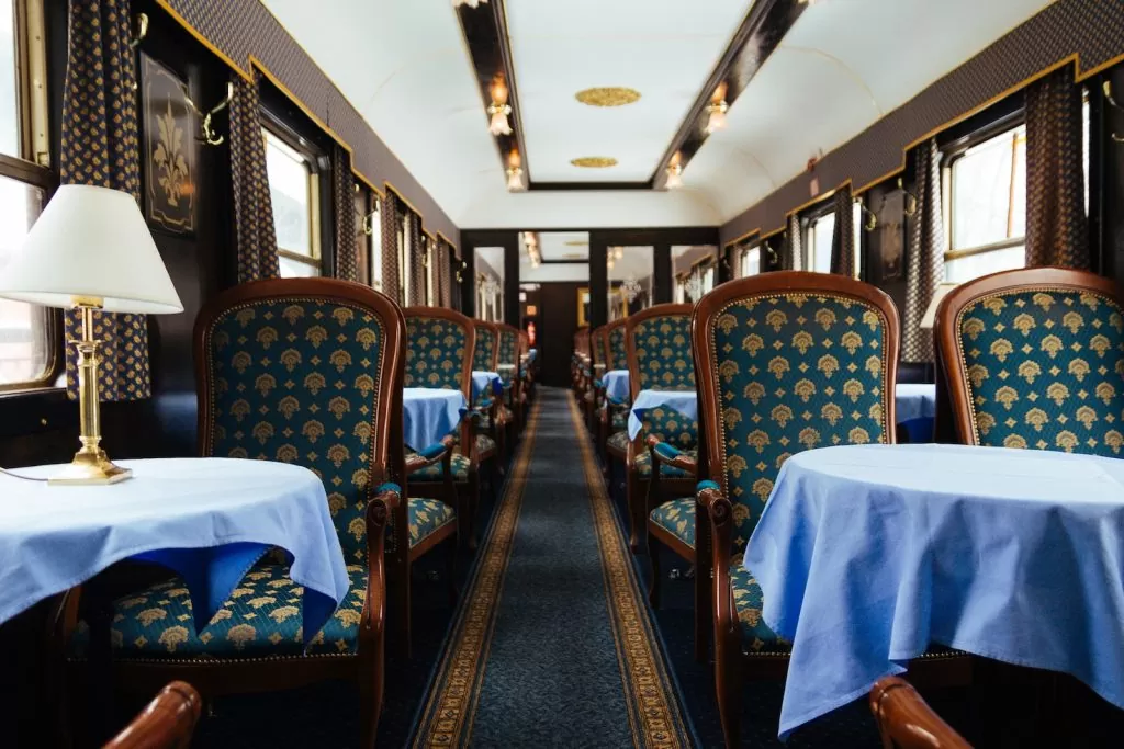 Train de luxe pour un voyage unique